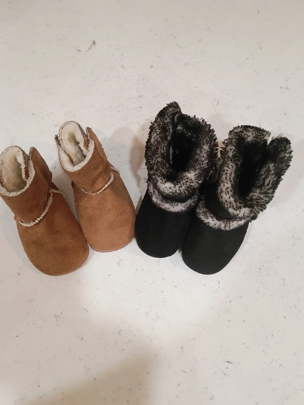 Baby Booties 2 Pair Set Brown & Black Size 4
